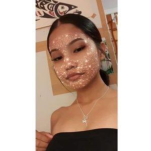 Meet your Posher, Juliana